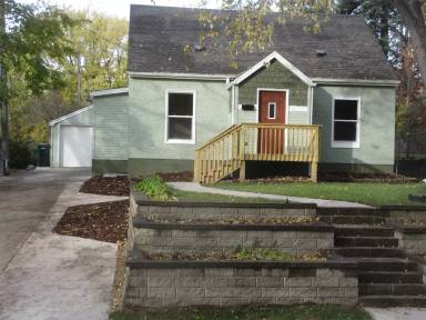 Main picture of 4620 Ivanhoe Pl
