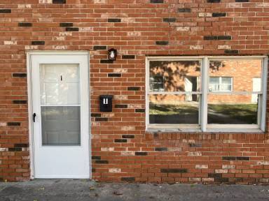 Main picture of 846 N Main St