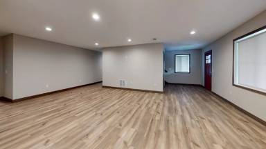 Main picture of 1806 Como Ave SE