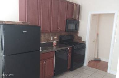 Main picture of 565 Bergen Ave