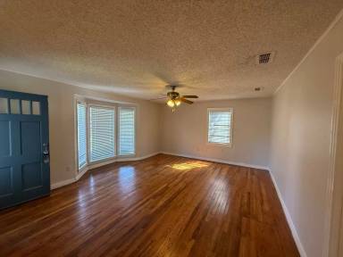 Main picture of 2603 35th St