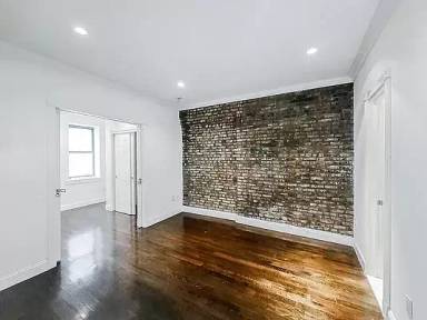 Main picture of 350 E 55th St