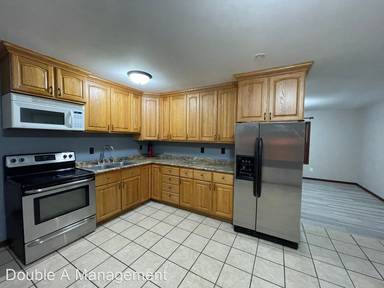 Main picture of 204 Candlewick Rd