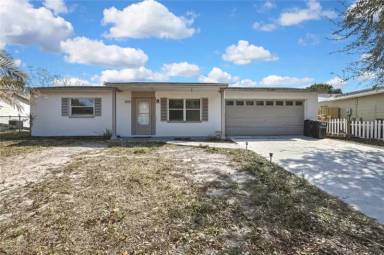 Main picture of 9608 Richwood Ln