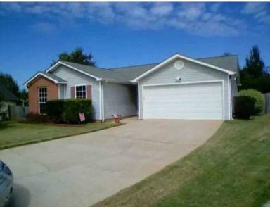 Main picture of 421 Autumn Lake Ct