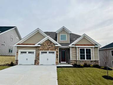 Main picture of 415 Freedom Dr