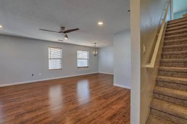 Main picture of 4115 Rowe Ave NW