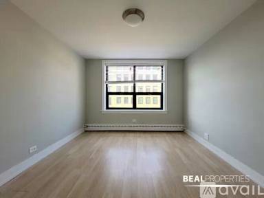 Main picture of Wellington Place Apartments