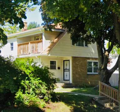 Main picture of 5945 N 69th St