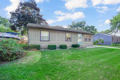 Main picture of 6410 Grand Ave