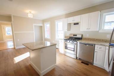 Main picture of 3 Seward St