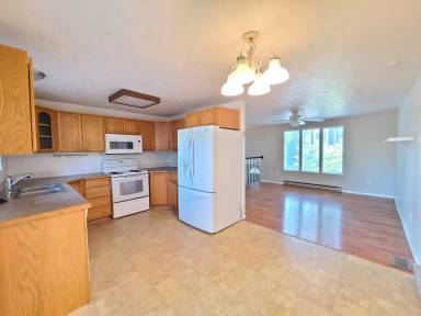 Main picture of 4107 E Pratt Ave