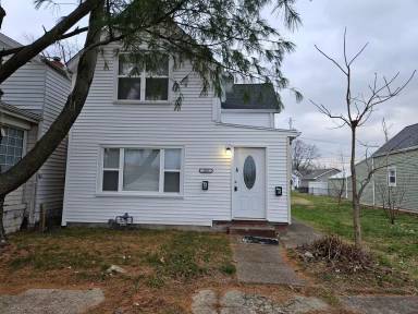 Main picture of 109 E Eichel Ave