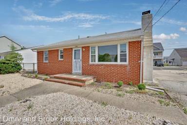 Main picture of 3446 Bergen Ave