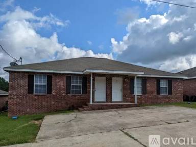 Main picture of 1115 Howell Rd