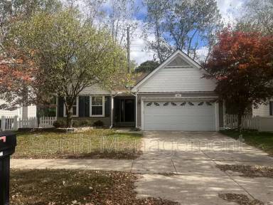 Main picture of 315 Victorian Ln