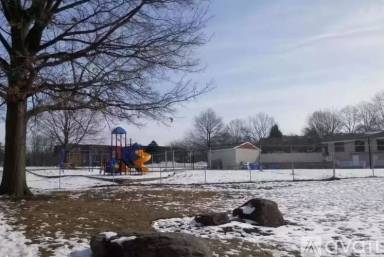 Main picture of 2410 Pond View Dr
