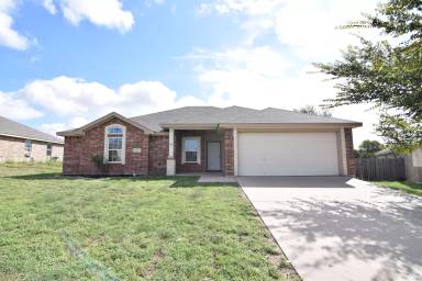 Main picture of 2606 Sunflower Trl