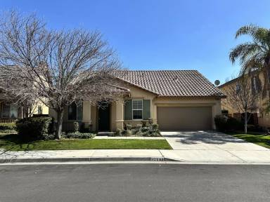 Main picture of 10246 Beachcomber St