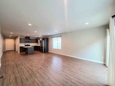 Main picture of 2205 SE Marlette Rd