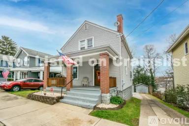 Main picture of 255 Saint Clair St